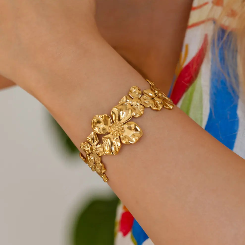 Smycken BY DZIUBEKA Armband Stora Blommor
