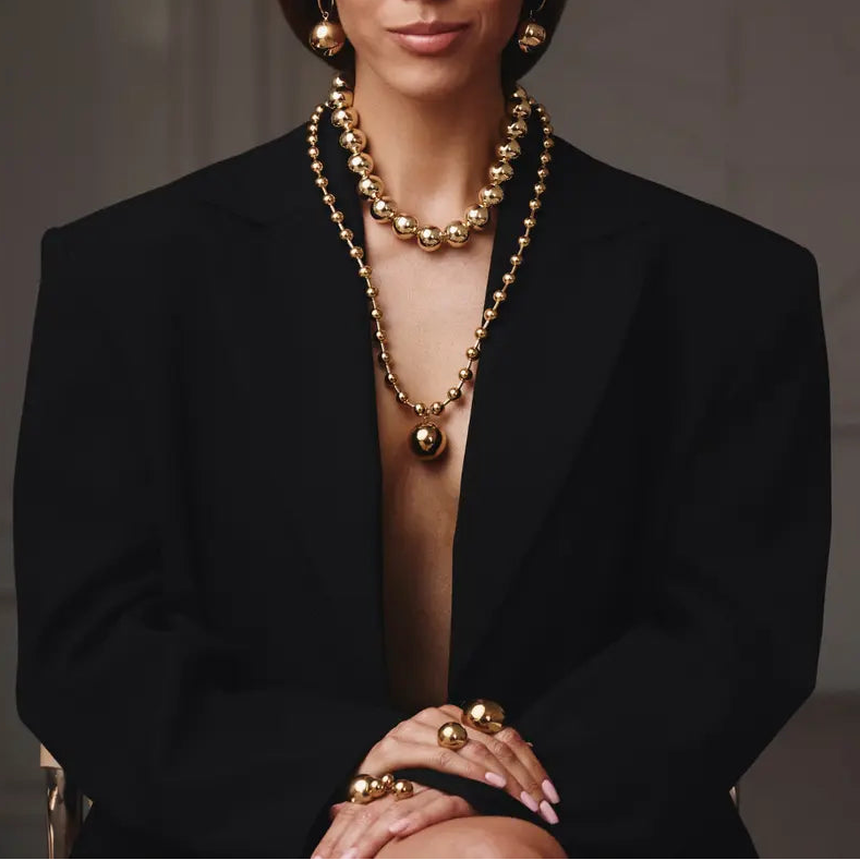 Smycken BY DZIUBEKA Halsband, Golden Statement
